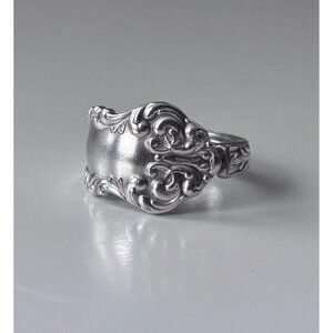 Handmade Size 9.5 Silver Plated Antique Spoon Ring: Oneida Avalon Pattern